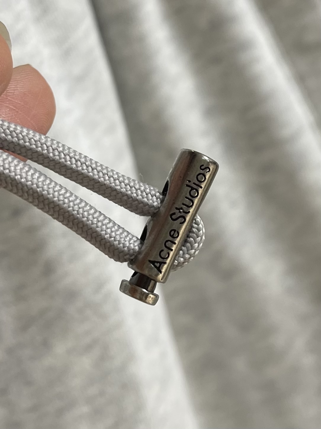 Acne Studios 刺绣徽标运动裤，定制雾境奢柔有机棉 奢润垂顺 云柔亲肤 一抹雾感麻灰 于极简中
