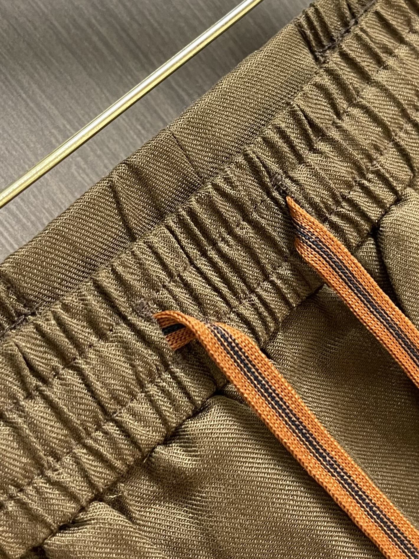 Zegna 2026SS夏季新款全麻料纯色短裤，经典全麻夏季短裤，配色现代时尚，面料触感轻薄透气，贴身穿