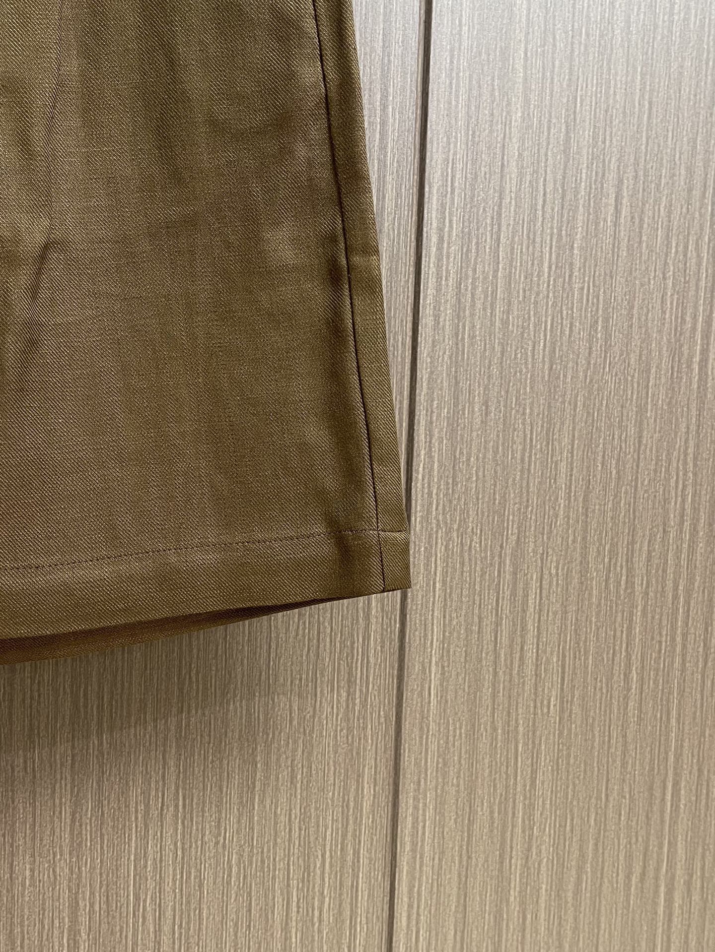 Zegna 2026SS夏季新款全麻料纯色短裤，经典全麻夏季短裤，配色现代时尚，面料触感轻薄透气，贴身穿
