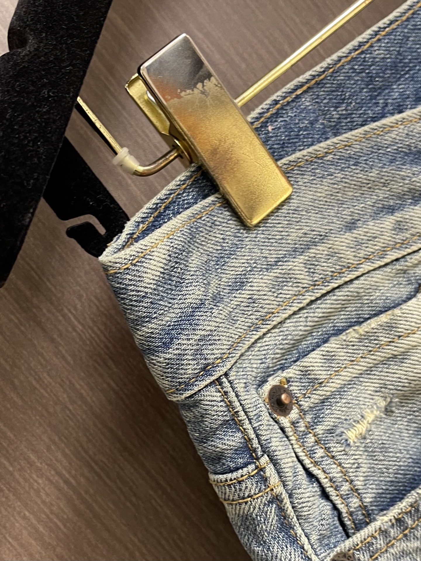 Acne Studios 做旧破洞牛仔裤 定制云境奢柔丹宁 柔糯垂坠 舒适贴肤 被海风揉碎的雾感海盐蓝 