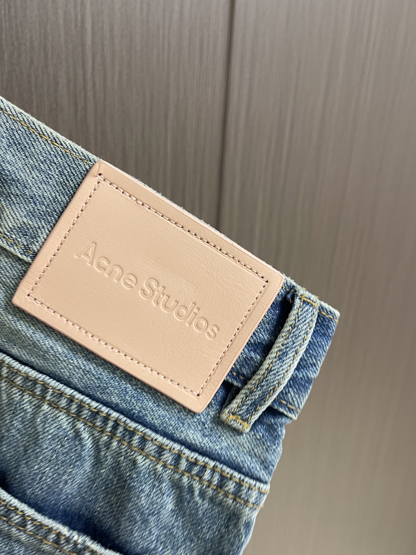 Acne Studios 做旧破洞牛仔裤 定制云境奢柔丹宁 柔糯垂坠 舒适贴肤 被海风揉碎的雾感海盐蓝 