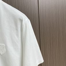 Loro Piana LoroPiana 2026SS夏季新品仔章logo圆领短袖T恤,帅气时尚,胸前凹 Loro Piana LoroPiana 2026SS夏季新品仔章logo圆领短袖T恤,帅气时尚,胸前凹