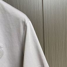 Loro Piana LoroPiana 2026SS夏季新品仔章logo圆领短袖T恤,帅气时尚,胸前凹 Loro Piana LoroPiana 2026SS夏季新品仔章logo圆领短袖T恤,帅气时尚,胸前凹