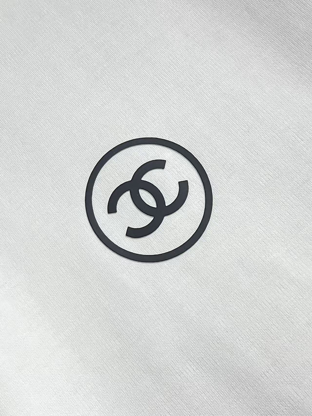CHANEL 2026SS早春新款简约标识系列极简字母印花短袖T恤，32支双单品。股面料克重洗水后240