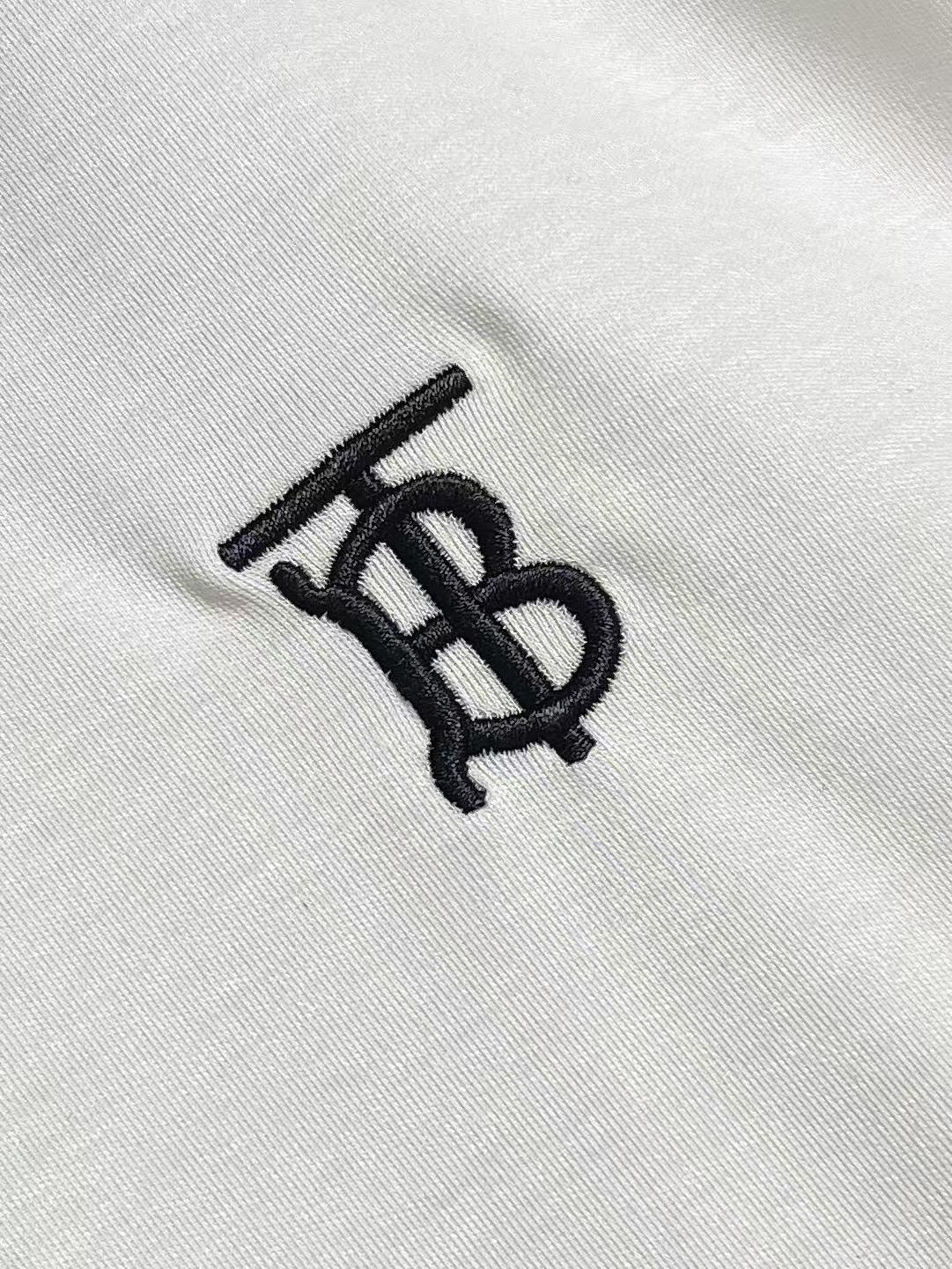 Burberry TB标识刺绣男士短袖T恤，极简经典款式，客供定制长绒棉～舒适吸湿透气，手感质感柔软细腻