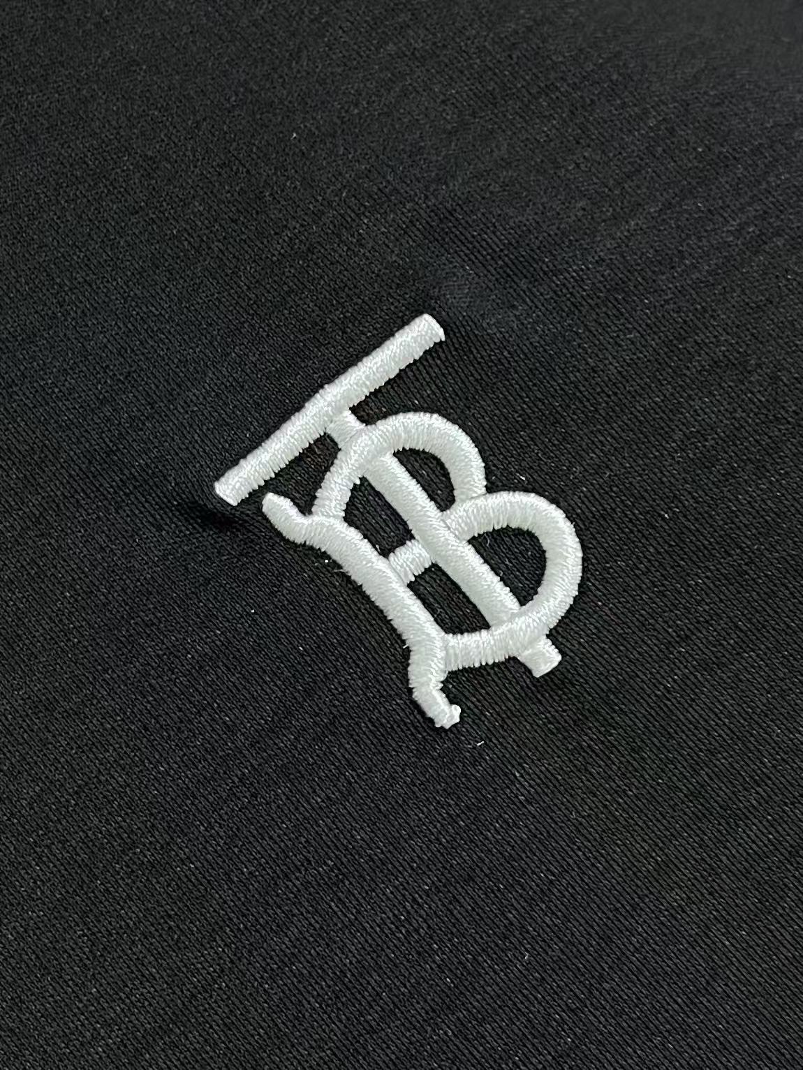 Burberry TB标识刺绣男士短袖T恤，极简经典款式，客供定制长绒棉～舒适吸湿透气，手感质感柔软细腻