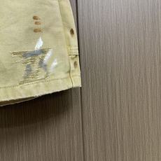 LV 字母花卉刺绣泼墨做旧破损工装短裤,这款LOUIS VUITTON FW26早秋系列工装短裤,甄选重 LV 字母花卉刺绣泼墨做旧破损工装短裤,这款LOUIS VUITTON FW26早秋系列工装短裤,甄选重