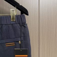 Zegna 2026SS夏季新款全麻料纯色短裤,经典全麻夏季短裤,配色现代时尚,面料触感轻薄透气,贴身穿 Zegna 2026SS夏季新款全麻料纯色短裤,经典全麻夏季短裤,配色现代时尚,面料触感轻薄透气,贴身穿