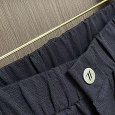 Zegna 2026SS夏季新款全麻料纯色短裤,经典全麻夏季短裤,配色现代时尚,面料触感轻薄透气,贴身穿 Zegna 2026SS夏季新款全麻料纯色短裤,经典全麻夏季短裤,配色现代时尚,面料触感轻薄透气,贴身穿