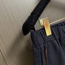 Zegna 2026SS夏季新款全麻料纯色短裤,经典全麻夏季短裤,配色现代时尚,面料触感轻薄透气,贴身穿 Zegna 2026SS夏季新款全麻料纯色短裤,经典全麻夏季短裤,配色现代时尚,面料触感轻薄透气,贴身穿