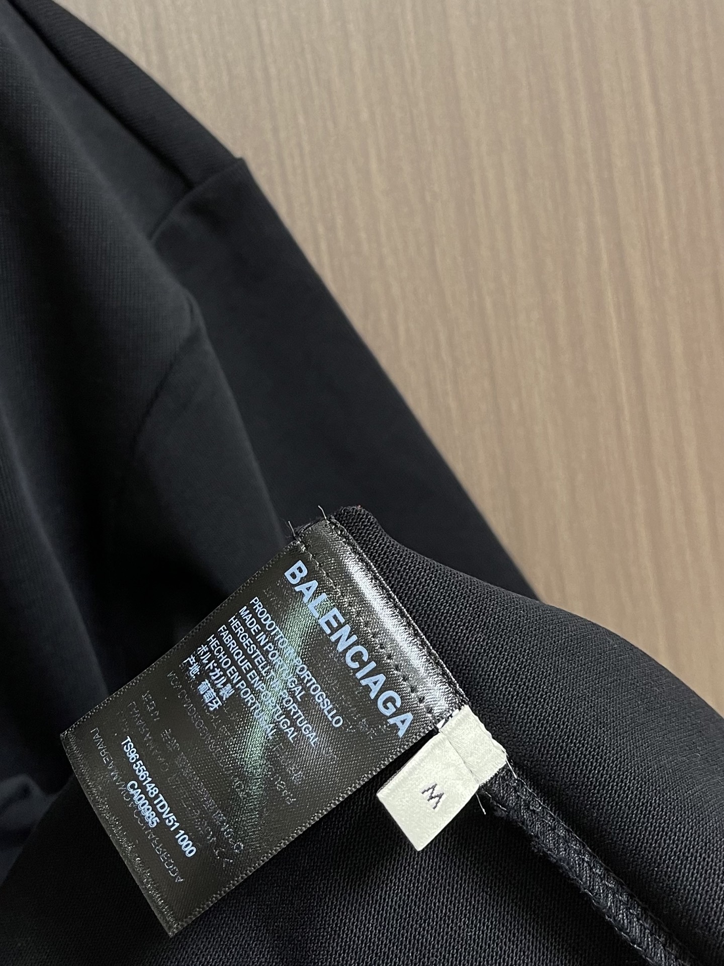 Balenciaga 2026ss夏季新款 巴黎世家＆安德玛联名印花洗水短袖T恤，简约却透着不羁，胸前b