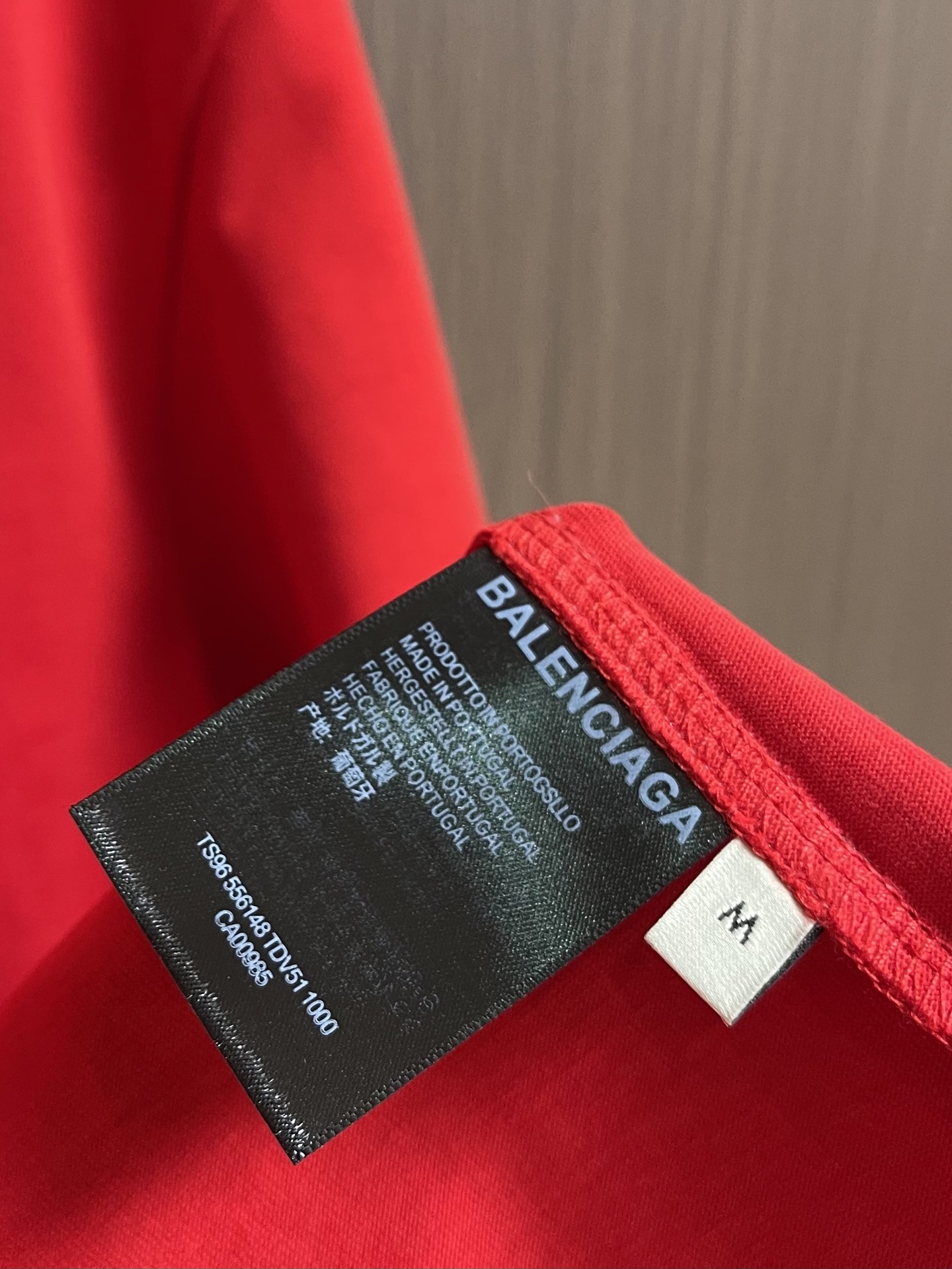 Balenciaga 2026ss夏季新款 巴黎世家＆安德玛联名印花洗水短袖T恤，简约却透着不羁，胸前b
