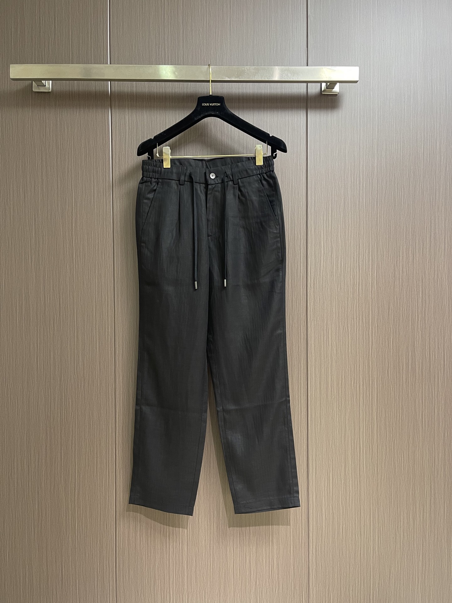 Loro piana LORO PIANA 诺悠翩雅亚麻休闲长裤，亚麻纤维自带天然结节纹理，贴肤穿像裹着