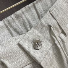 Loro piana LORO PIANA 诺悠翩雅亚麻休闲长裤,亚麻纤维自带天然结节纹理,贴肤穿像裹着 Loro piana LORO PIANA 诺悠翩雅亚麻休闲长裤,亚麻纤维自带天然结节纹理,贴肤穿像裹着