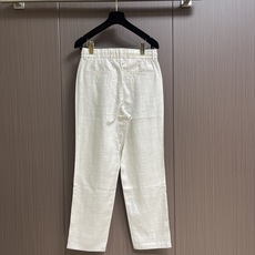 Loro piana LORO PIANA 诺悠翩雅亚麻休闲长裤,亚麻纤维自带天然结节纹理,贴肤穿像裹着 Loro piana LORO PIANA 诺悠翩雅亚麻休闲长裤,亚麻纤维自带天然结节纹理,贴肤穿像裹着