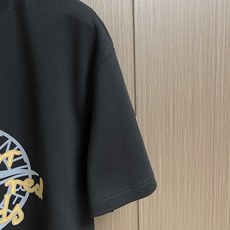 Dior x 石头岛 Stone lsland 徽章印花短袖T恤 定制星屿奢韧平棉 柔糯挺括 胸前甄选S Dior x 石头岛 Stone lsland 徽章印花短袖T恤 定制星屿奢韧平棉 柔糯挺括 胸前甄选S
