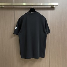 Dior x 石头岛 Stone lsland 徽章印花短袖T恤 定制星屿奢韧平棉 柔糯挺括 胸前甄选S Dior x 石头岛 Stone lsland 徽章印花短袖T恤 定制星屿奢韧平棉 柔糯挺括 胸前甄选S