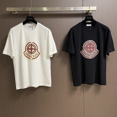 moncler x 石头岛 Stone lsland 徽章印花短袖T恤 定制星屿奢韧平棉 柔糯挺括 胸 moncler x 石头岛 Stone lsland 徽章印花短袖T恤 定制星屿奢韧平棉 柔糯挺括 胸