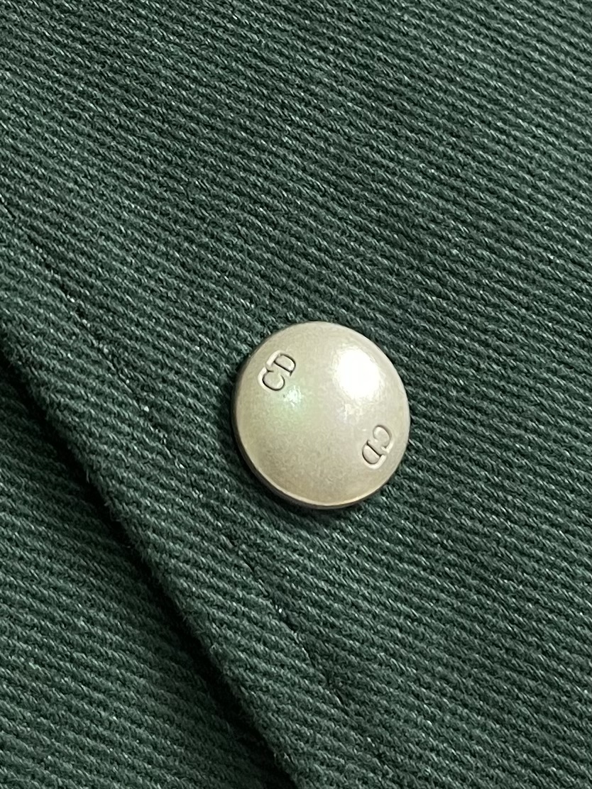 Dior 2026ss早秋新款美式复古风拼接皮领夹克外套，哈灵顿翻领设计，拼接皮领设计，层次感满满!短款