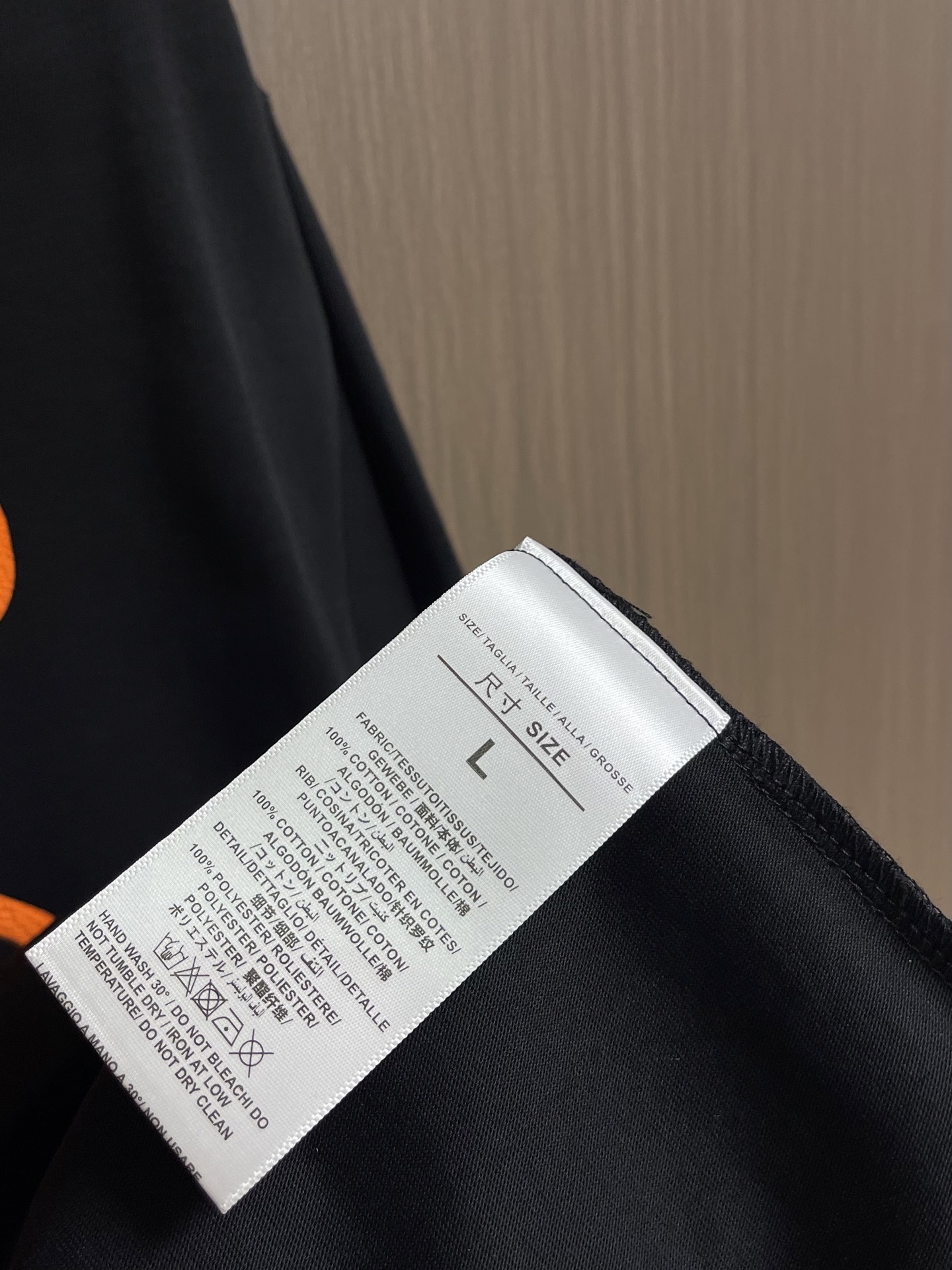 Amiri 2026SS春季新品棉质logo印花圆领T恤，舒适透气棉质面料，标语logo印花工艺点缀，圆