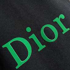 Dior 2026ss春夏新款男女同款短袖T恤,定制专属纯棉面料,定制原版工艺螺纹,胸前撞色logo图案 Dior 2026ss春夏新款男女同款短袖T恤,定制专属纯棉面料,定制原版工艺螺纹,胸前撞色logo图案
