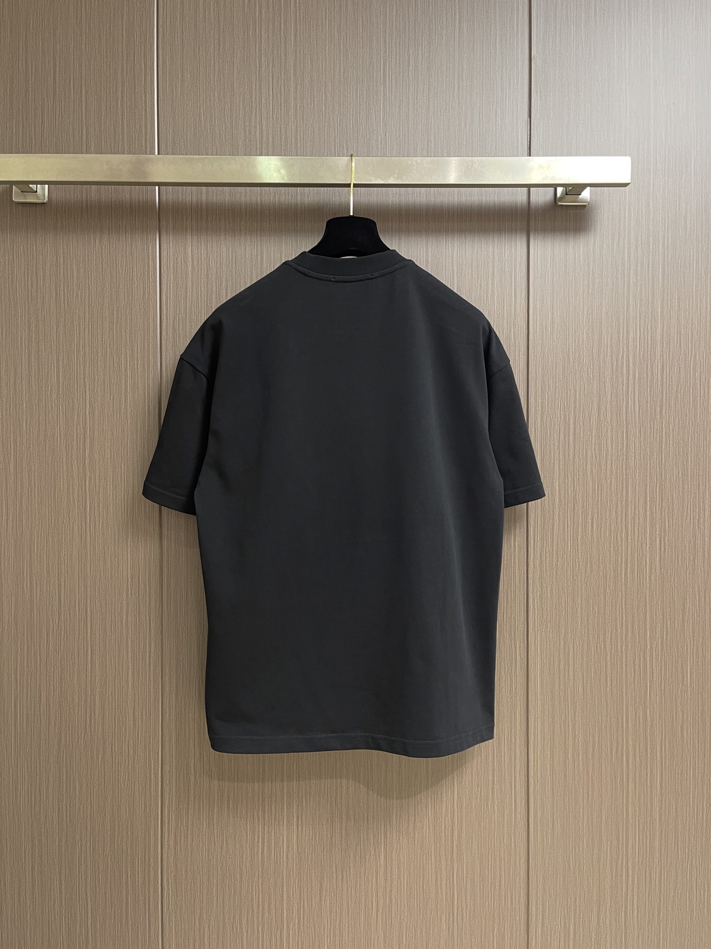 Balenciaga 2026ss新款印花短袖T恤，成衣洗水，设计感十足 ，面料采用巴黎ZP定织定染全棉