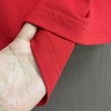 Balenciaga 2026ss新款印花短袖T恤,成衣洗水,设计感十足 ,面料采用巴黎ZP定织定染全棉 Balenciaga 2026ss新款印花短袖T恤,成衣洗水,设计感十足 ,面料采用巴黎ZP定织定染全棉