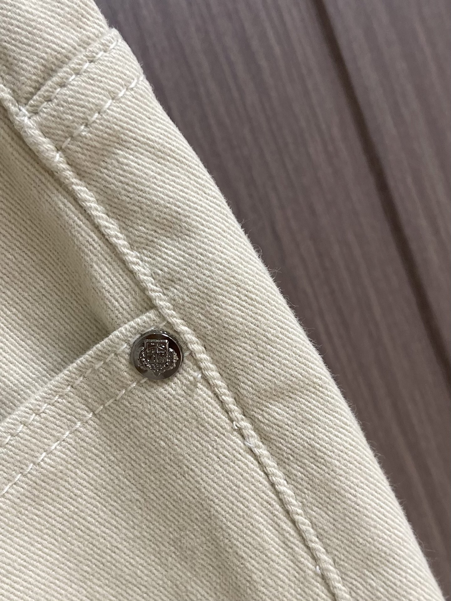 Loro piana LoroPiana 2026SS夏季新款水洗牛仔裤休闲裤 肉眼可见的利落裁剪，直筒