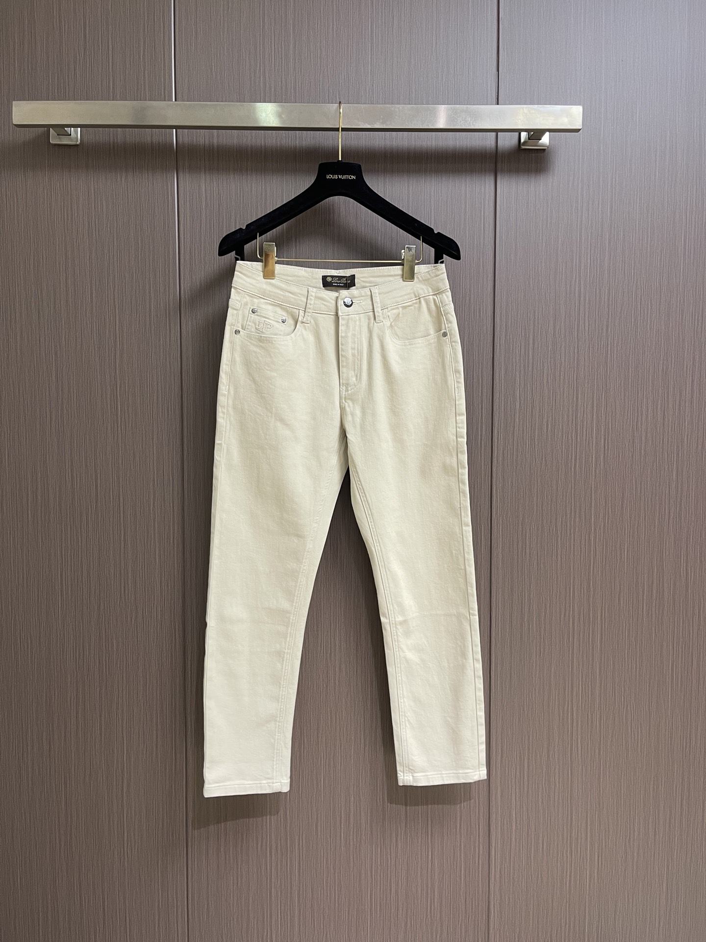Loro piana LoroPiana 2026SS夏季新款水洗牛仔裤休闲裤 肉眼可见的利落裁剪，直筒