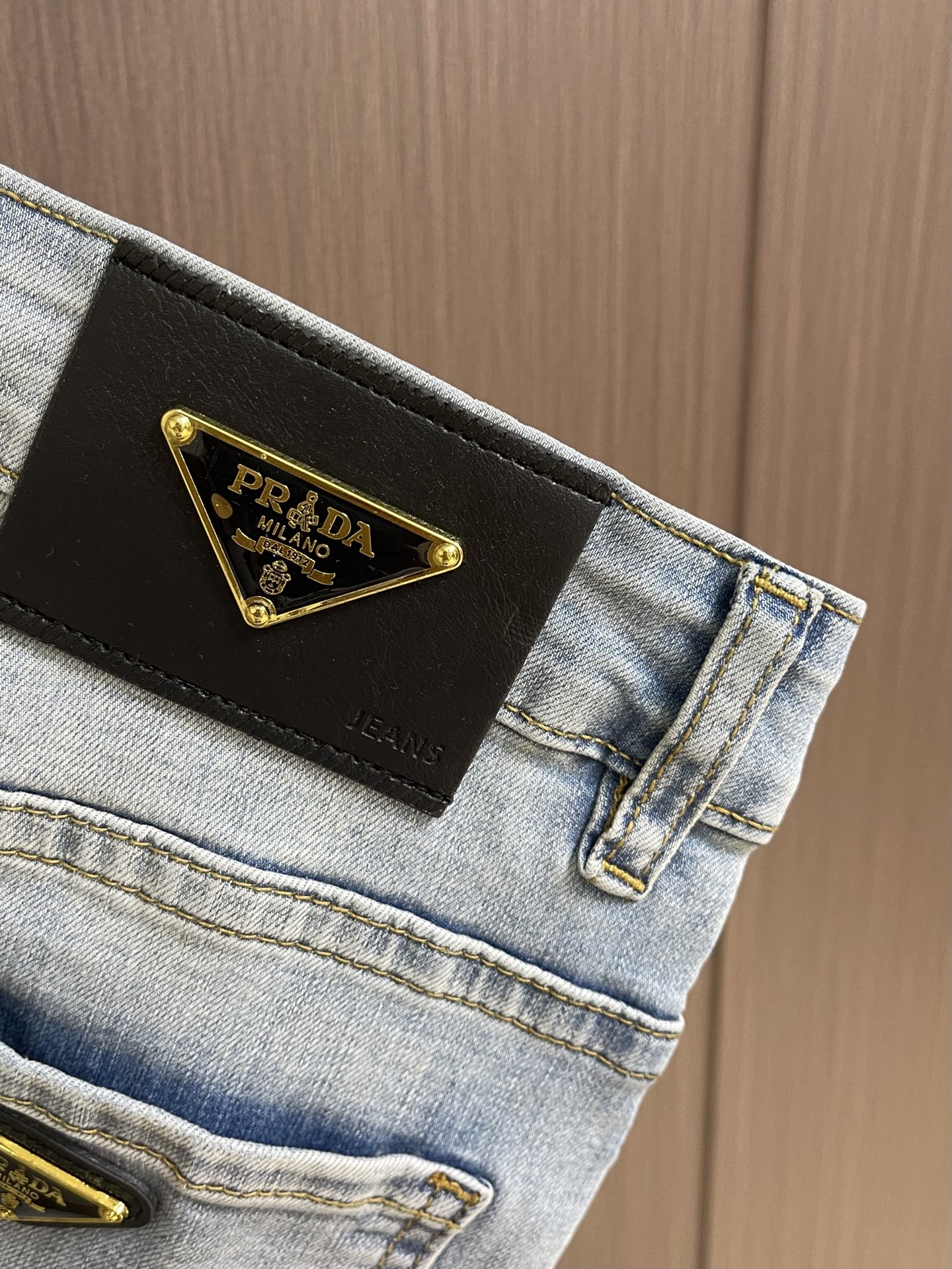 Prada 2026ss三角标识牛仔裤 原版定制复刻 客供五金辅料 原单品质进口牛仔面料重工洗水 做工走
