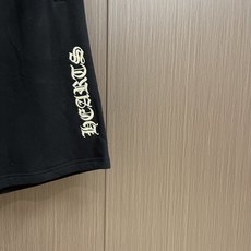 CH 克罗心立体刺绣运动短裤,顶级刺绣工艺搭配附件,品质保证合身版型,版型好进口面料,顶级高工艺版型超好 CH 克罗心立体刺绣运动短裤,顶级刺绣工艺搭配附件,品质保证合身版型,版型好进口面料,顶级高工艺版型超好