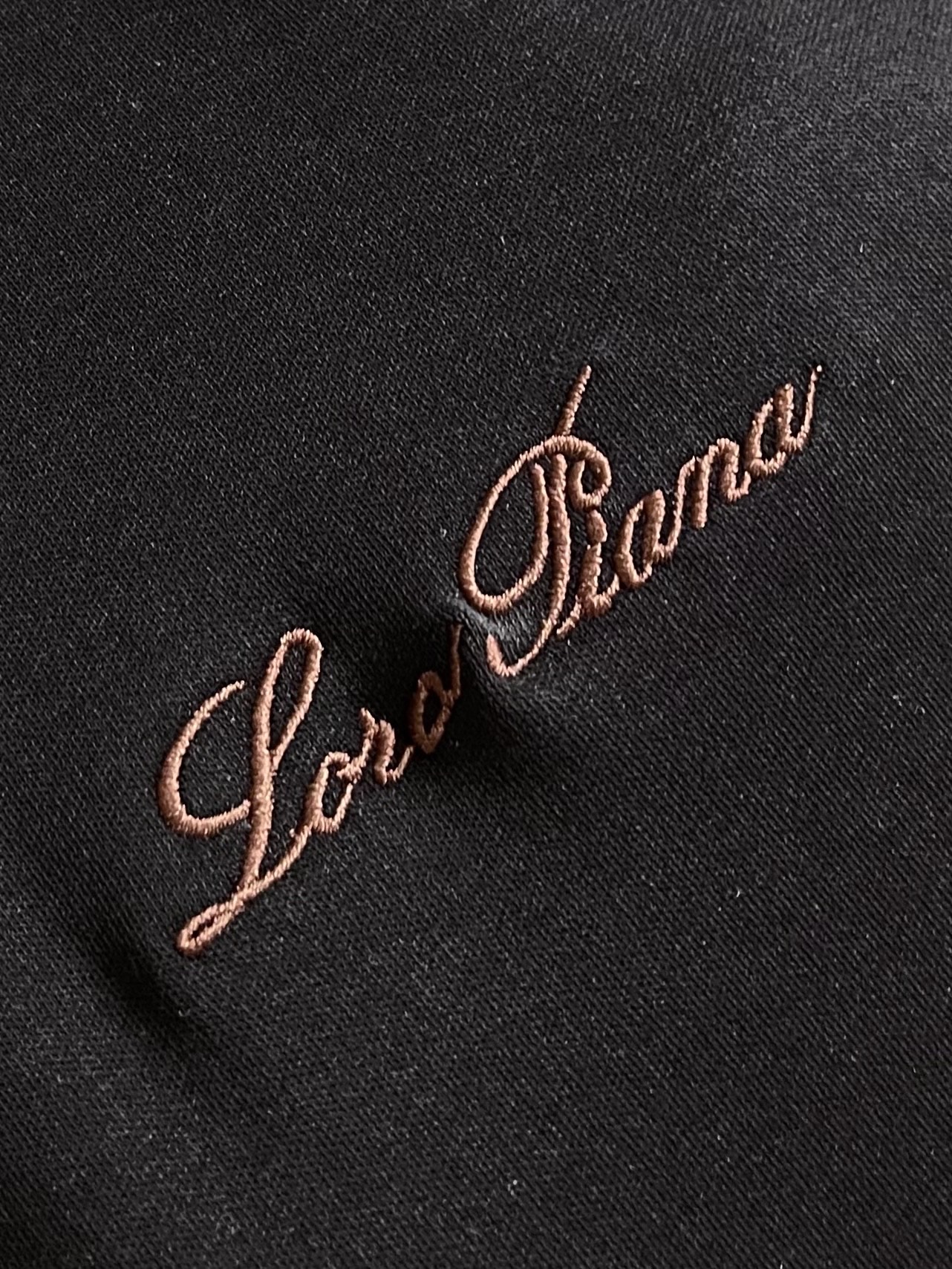 Loro piana loro Piana 双股丝光棉刺绣标识短袖T恤，定制丝光、特级面料，亲肤性绝佳，细节极致完美，上