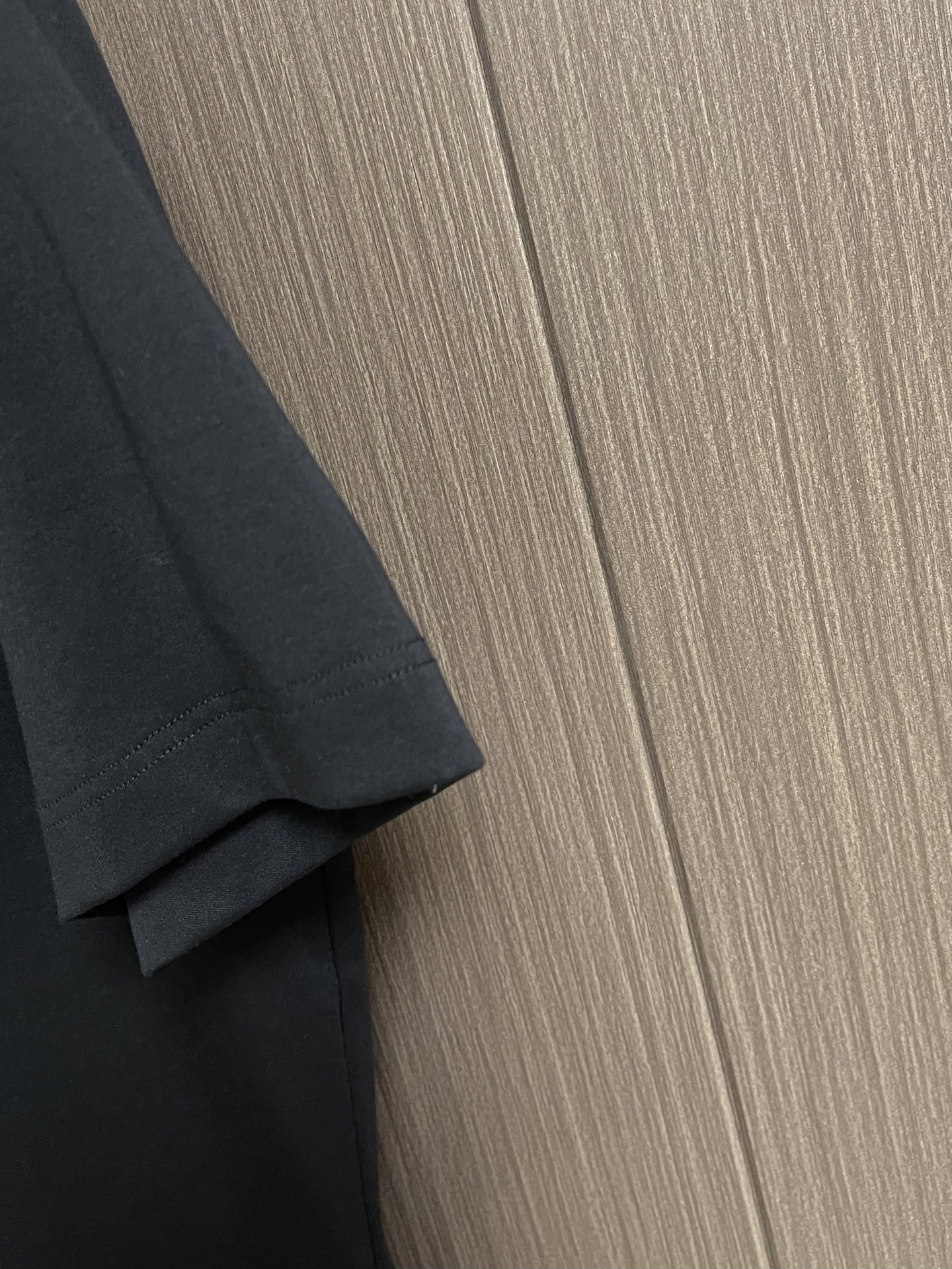 Loro piana loro Piana 双股丝光棉刺绣标识短袖T恤，定制丝光、特级面料，亲肤性绝佳，细节极致完美，上