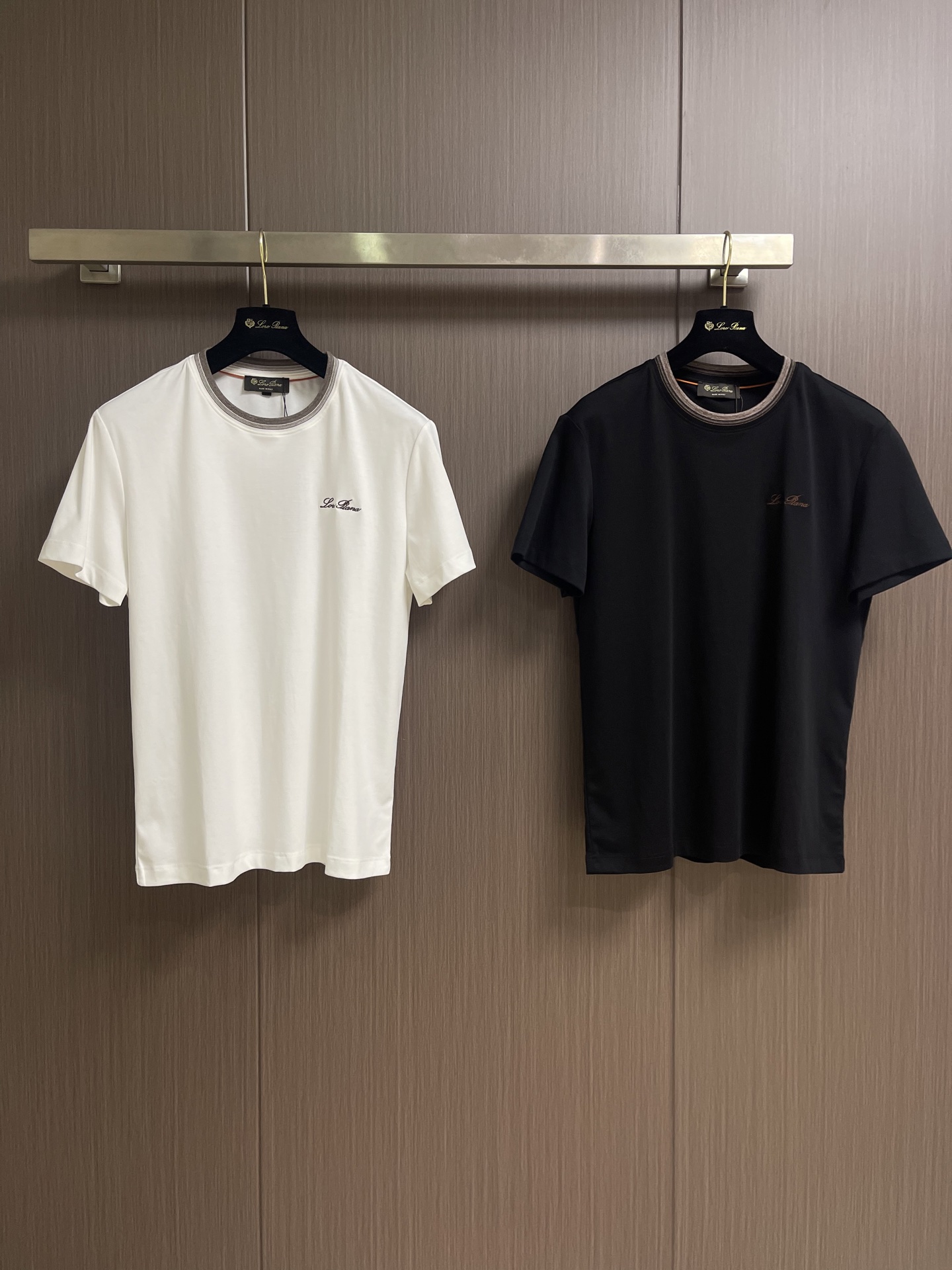 Loro piana loro Piana 双股丝光棉刺绣标识短袖T恤，定制丝光、特级面料，亲肤性绝佳，细节极致完美，上