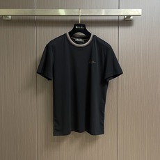 Loro piana loro Piana 双股丝光棉刺绣标识短袖T恤,定制丝光、特级面料,亲肤性绝佳,细节极致完美,上 Loro piana loro Piana 双股丝光棉刺绣标识短袖T恤,定制丝光、特级面料,亲肤性绝佳,细节极致完美,上