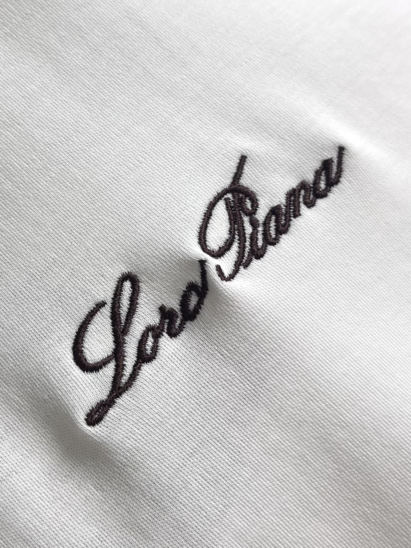 Loro piana loro Piana 双股丝光棉刺绣标识短袖T恤，定制丝光、特级面料，亲肤性绝佳，细节极致完美，上