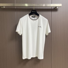 Loro piana loro Piana 双股丝光棉刺绣标识短袖T恤,定制丝光、特级面料,亲肤性绝佳,细节极致完美,上 Loro piana loro Piana 双股丝光棉刺绣标识短袖T恤,定制丝光、特级面料,亲肤性绝佳,细节极致完美,上