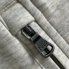 Ralph Lauren 拉夫劳伦 小马刺绣半高领马甲,面料采用原版一致AD双面双股360克针织面料,搭配网格满天星网布 Ralph Lauren 拉夫劳伦 小马刺绣半高领马甲,面料采用原版一致AD双面双股360克针织面料,搭配网格满天星网布