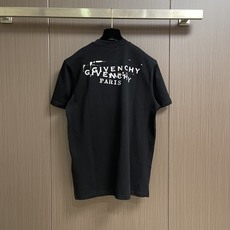 Givenchy 纪梵希 2026ss StamP字母印花短袖T恤 面料采用高定超重磅全棉双纱紧密新疆棉 克重400克 Givenchy 纪梵希 2026ss StamP字母印花短袖T恤 面料采用高定超重磅全棉双纱紧密新疆棉 克重400克