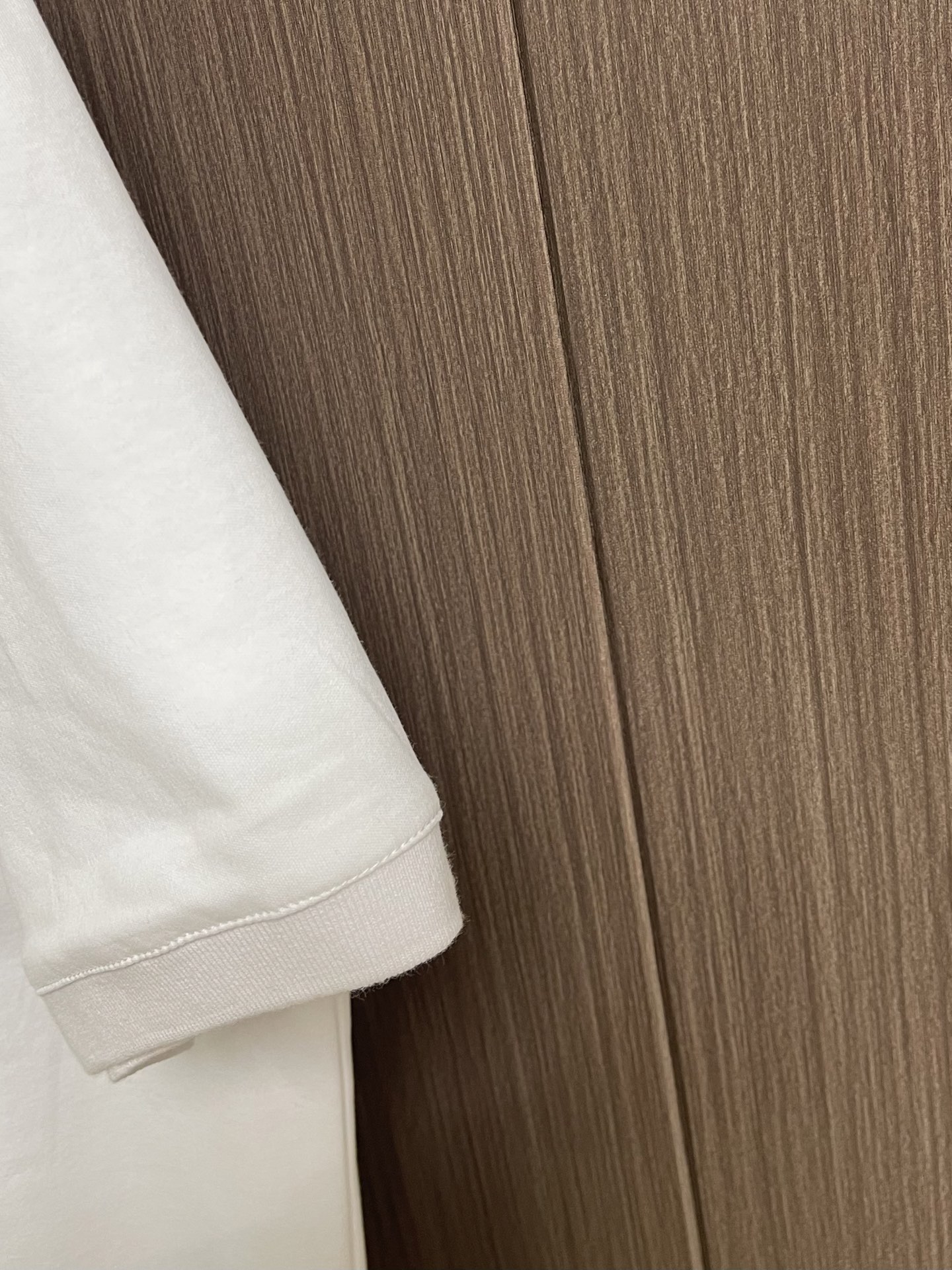 Loro piana Loro Piana Tremezzo高端舒适短袖Polo衫,这款撞色领边Polo甄选高克重双股珠 Loro piana Loro Piana Tremezzo高端舒适短袖Polo衫,这款撞色领边Polo甄选高克重双股珠