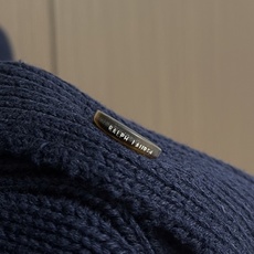 Ralph Lauren 拉夫劳伦刺绣标识棉质开襟针织衫外套,这款Ralph Lauren棉质开襟针织衫精选高支精梳棉纱 Ralph Lauren 拉夫劳伦刺绣标识棉质开襟针织衫外套,这款Ralph Lauren棉质开襟针织衫精选高支精梳棉纱