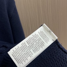 Ralph Lauren 拉夫劳伦刺绣标识棉质开襟针织衫外套,这款Ralph Lauren棉质开襟针织衫精选高支精梳棉纱 Ralph Lauren 拉夫劳伦刺绣标识棉质开襟针织衫外套,这款Ralph Lauren棉质开襟针织衫精选高支精梳棉纱