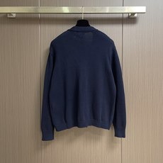Ralph Lauren 拉夫劳伦刺绣标识棉质开襟针织衫外套,这款Ralph Lauren棉质开襟针织衫精选高支精梳棉纱 Ralph Lauren 拉夫劳伦刺绣标识棉质开襟针织衫外套,这款Ralph Lauren棉质开襟针织衫精选高支精梳棉纱