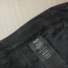 Ermenegildo Zegna 2026SS早春新品直筒牛仔裤,进口原版水洗弹力面料,上身舒适透气有弹力,原版五金辅 Ermenegildo Zegna 2026SS早春新品直筒牛仔裤,进口原版水洗弹力面料,上身舒适透气有弹力,原版五金辅
