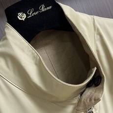 Ralph Lauren 拉夫劳伦 小马标识刺绣双面穿夹克外套 定制哑光云纹塔夫绸 以及斜纹提花织锦 轻盈坚韧 垂感爽滑 Ralph Lauren 拉夫劳伦 小马标识刺绣双面穿夹克外套 定制哑光云纹塔夫绸 以及斜纹提花织锦 轻盈坚韧 垂感爽滑