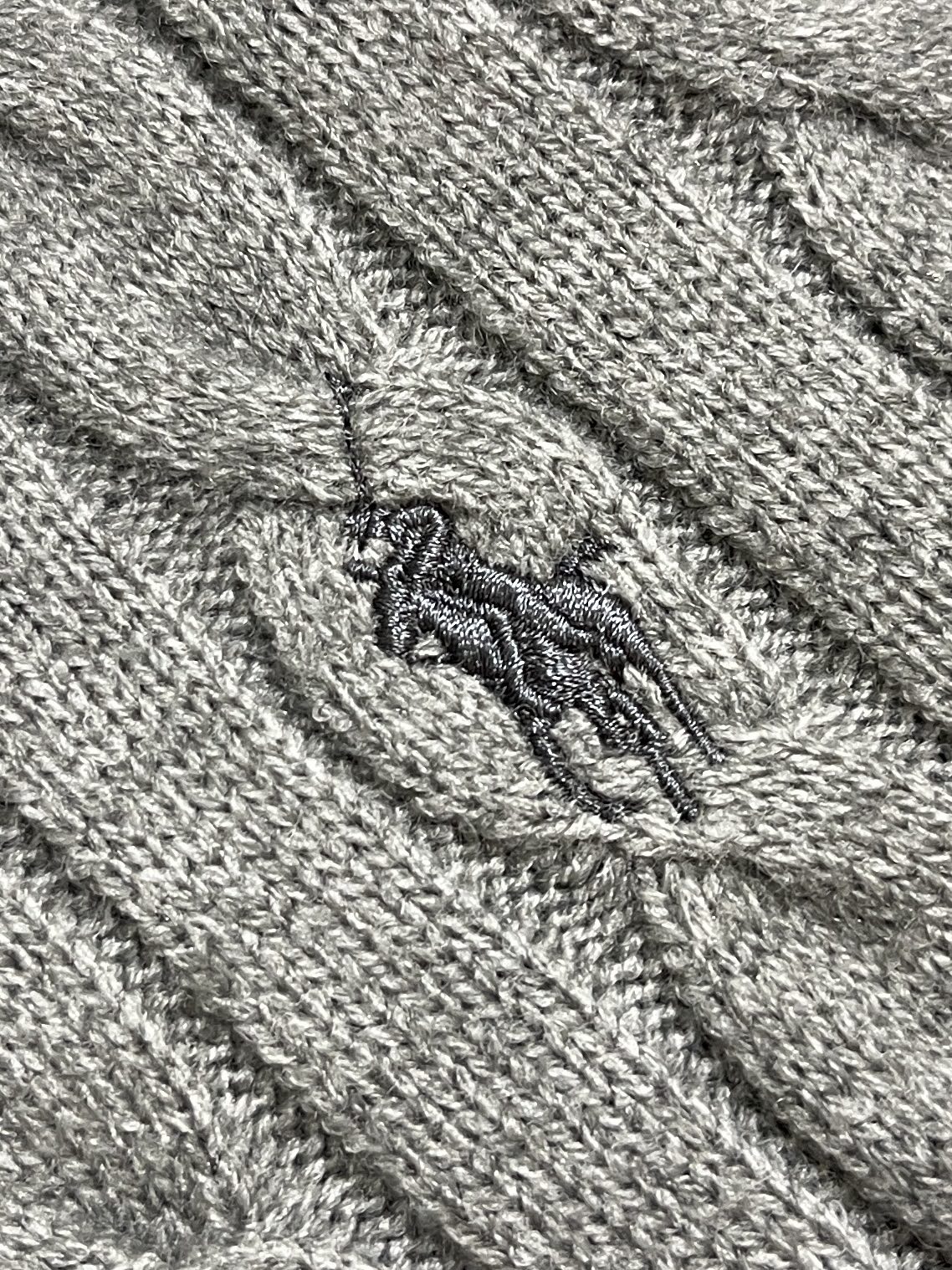 RAlpH LAUREN 拉夫劳伦刺绣麻花纹半拉链立领针织衫,复古麻花纹半拉链立领针织衫,定制混纺纱线搭配重工绞花编织工 RAlpH LAUREN 拉夫劳伦刺绣麻花纹半拉链立领针织衫,复古麻花纹半拉链立领针织衫,定制混纺纱线搭配重工绞花编织工