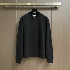 Givenchy Paris Logo标牌长袖卫衣,纪梵希Paris Logo标牌长袖卫衣选用重磅精梳纯棉毛圈面料,经过 Givenchy Paris Logo标牌长袖卫衣,纪梵希Paris Logo标牌长袖卫衣选用重磅精梳纯棉毛圈面料,经过