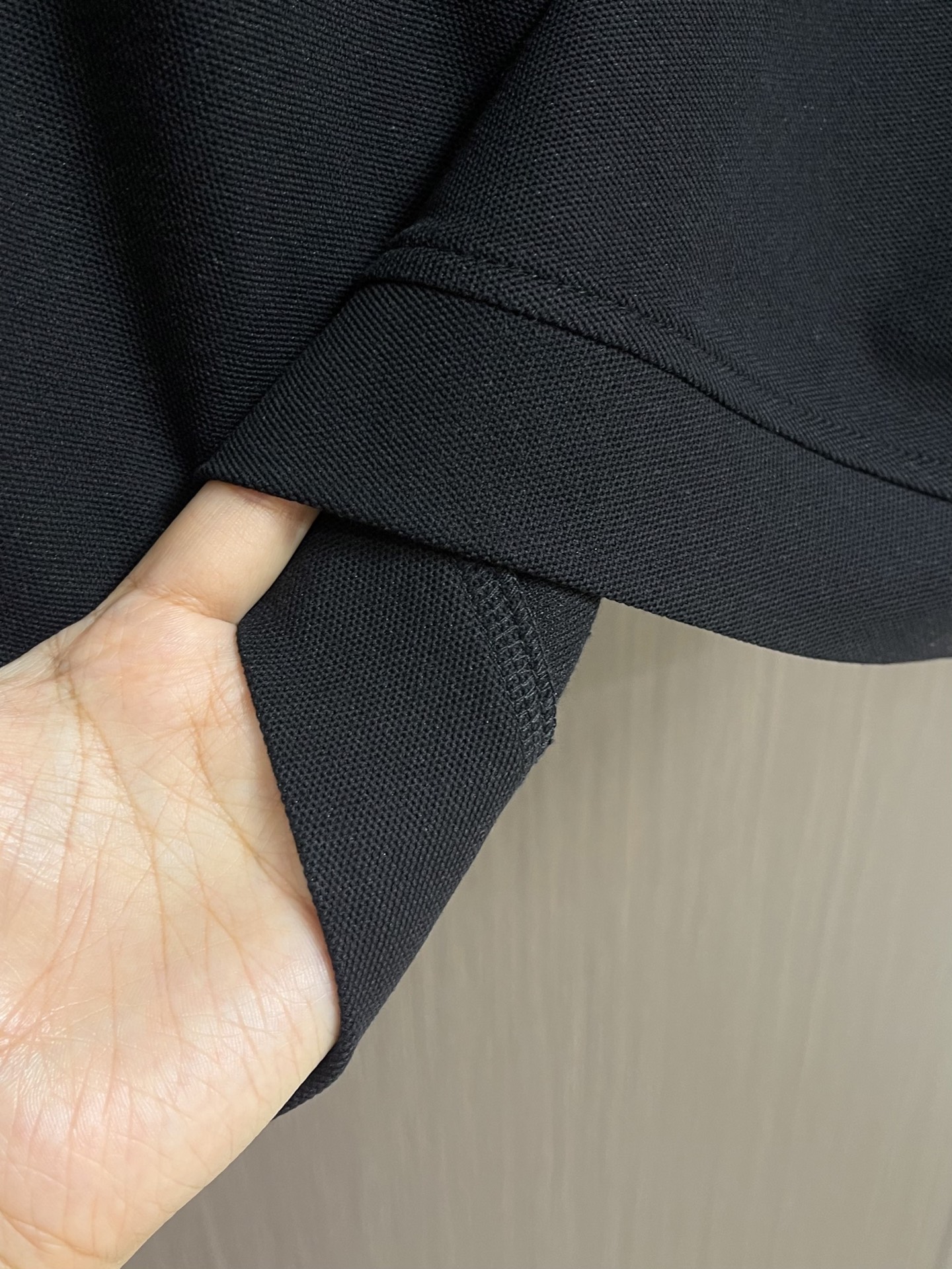 Zegna 2026ss秋冬新款翻领长袖Polo，衣橱必备的一款 看似简单 领口大小宽窄 考验师傅功底 来来回回打了5次