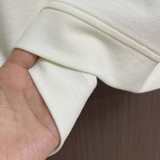 Zegna 2026ss秋冬新款翻领长袖Polo,衣橱必备的一款 看似简单 领口大小宽窄 考验师傅功底 来来回回打了5次 Zegna 2026ss秋冬新款翻领长袖Polo,衣橱必备的一款 看似简单 领口大小宽窄 考验师傅功底 来来回回打了5次