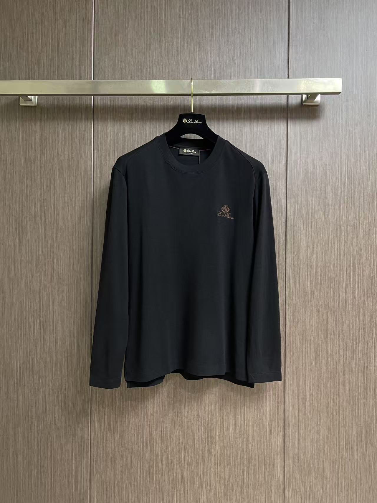 Loro piana Loro Piana 低调老钱风2026SS 经典款长袖T恤，这款长袖以意大利利古里亚海岸的自然色